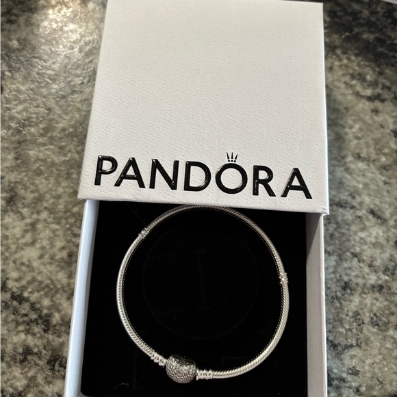 Bracelet - Picture 1 of 1